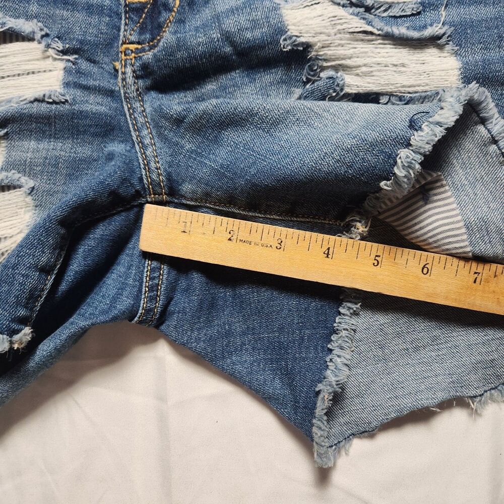 Rock & Republic Womens 8 Hula Distressed Cut Off Denim Shorts Blue - Picture 10 of 10